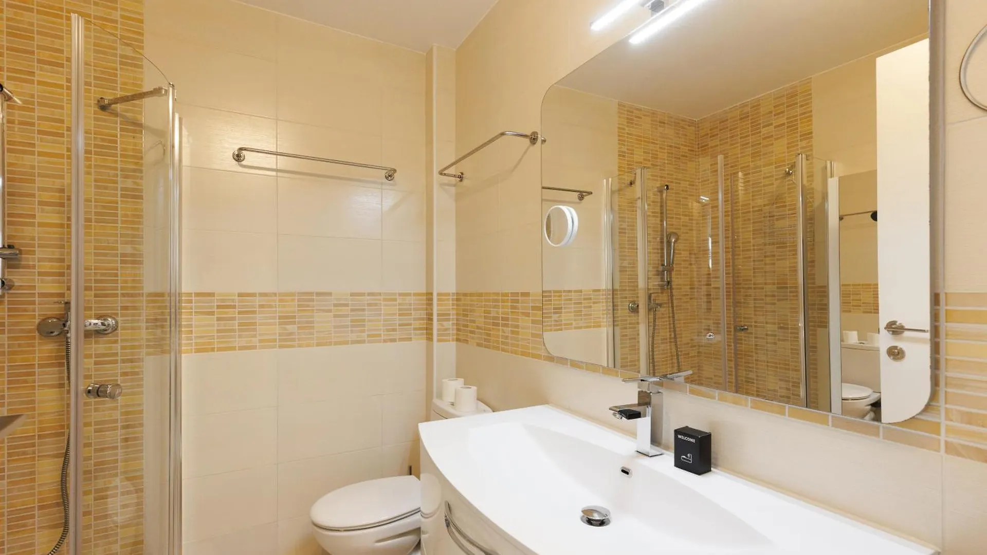 Bleu Croisette Yourhosthelper Cannes Apartment